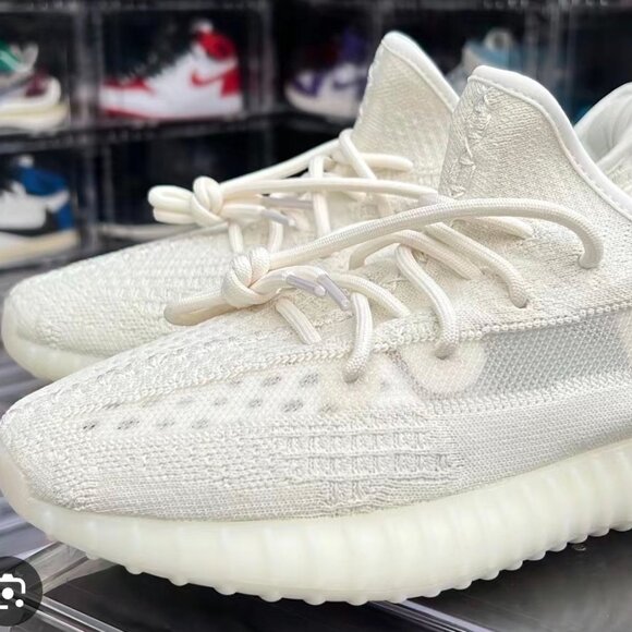 Yeezy Boost 350 V2 Bone Comfort/Athletic Shoes Size 6.5 Men/8 Women Runs Small G - Picture 9 of 9